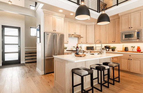 Heber House | Free Ski Shuttle to Deer Valley East Village/Mayflower area - 1.0 mile to Deer Valley