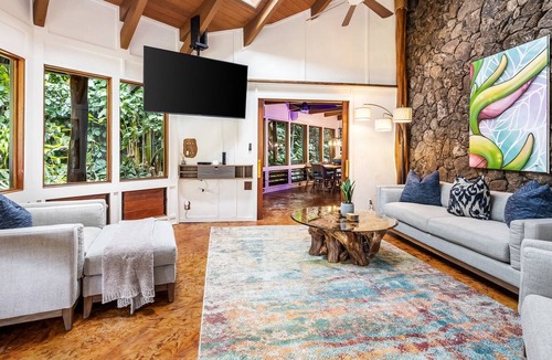 Waimanalo Beach Villa | Fun Hawaii Hobbit House w/ AC, Tropical Vibes, Mountain View, Steps to the Beach