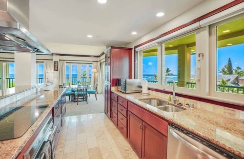 Wailua Condo | G401 - Top Floor Ocean View Corner Suite - Extra Large Floor Plan in Kapaa w AC!