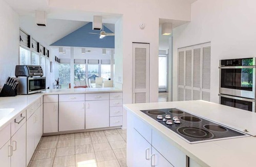 Waikoloa House | Gather the Group in a Spacious House with Pool - Close to Golf Course