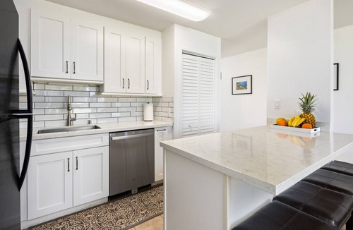 Kahuku Villa | Golf Course Front Condo in Kahuku