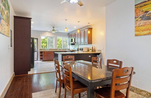 Waimanalo Beach House | Great Price! 3800sf 7 rooms 4 baths Huge Gated House Steps from Waimanalo Beach