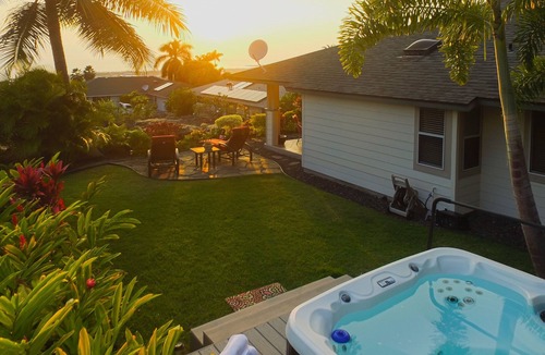 Kailua-Kona House | Hale Alaula - Ocean View: Private Home Near Kona Town w/Spa, AC, Spacious Lanai