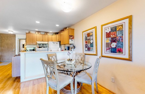 Kihei Condo | Hale Kamaole Condo w/A/C, Shared Grill & Outdoor Pool - Great Location