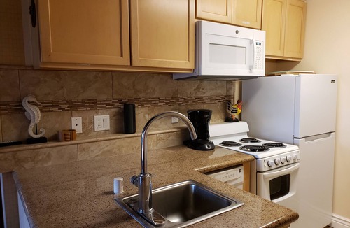 Princeville Apartment | HanaleiBayRESORT2312, 215.00 8/16-18 or269.00 8/22-26BlowOutSalBeachFront 10Star