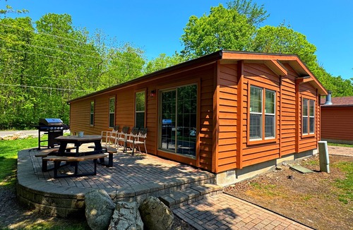 Put-in-Bay House | Hard to Find, Easy to Love | 16 ppl | IC111