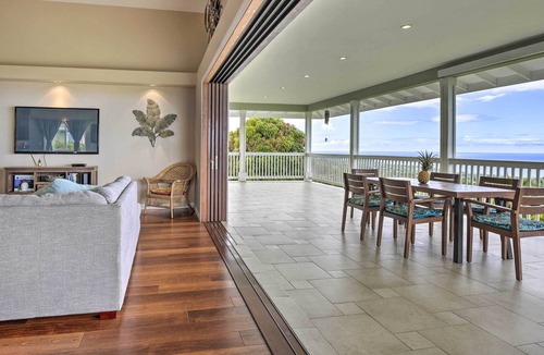 Kailua-Kona House | Hawaii Home w/ Lanai + 180 Degree Ocean Views