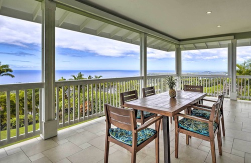 Kailua-Kona House | Hawaii Home w/ Lanai + 180 Degree Ocean Views