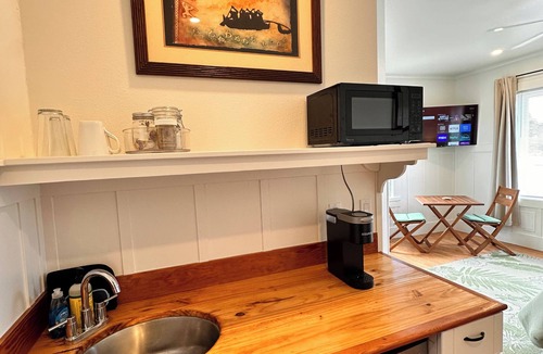 Hilo House | Hilo Town Inn