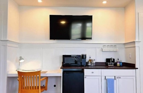 Hilo House | Hilo Town Inn