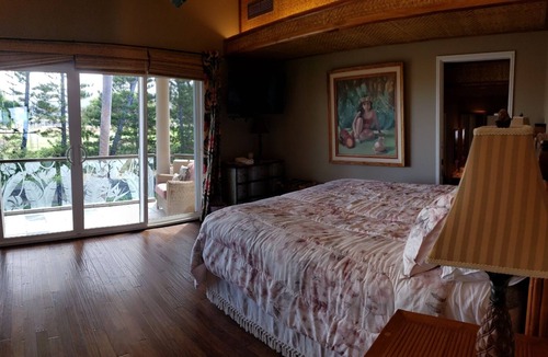 Historic Kailua Village House | Home located on the Beach with a view that’s unbelievable
