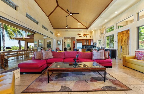 Kamuela House | Hula Hula Ranch - 7 Bedrooms, Pool, Ocean View!