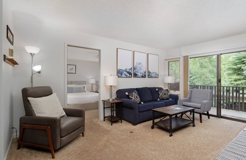 Snowmass Village Condo | Ideal Snowmass Retreat! Balcony w/Grill, Hot Tub, Wood FP, Steps to Base Village, Trails & Shops!