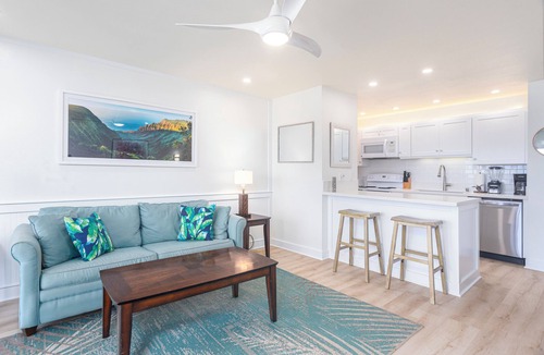 Wailua Condo | Kapaa Shore Resort A106, Oceanfront, King Bed, Ground Floor, Comp Wifi
