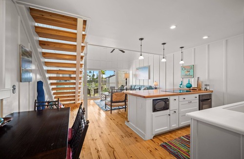 Wailua Condo | Kapaa Shore Resort C327, Beautiful Unit! Oceanfront, Moon and Sunrise Views