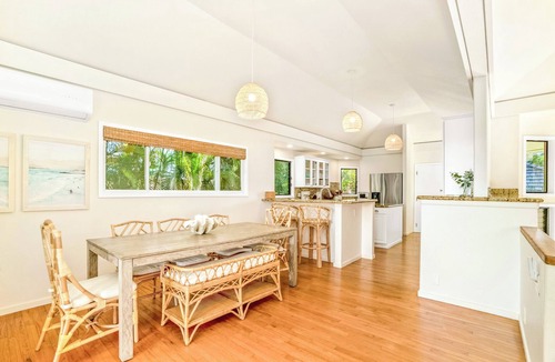 Princeville Villa | Kauai Ohana Villa 6 Bedrooms Pool Tiki Bar AC GYM