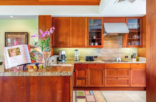Kaupulehu House | Ke Alaula Villa 232B – Vibrant Ocean Views