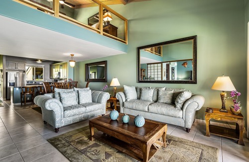 Kahaluu-Keauhou Condo | KKSR5303 DIRECT OCEANFRONT, TOP FLOOR W/LOFT, REMODELED, AIR CONDITIONING!