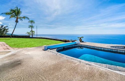 Opihihale House | Kona Ocean Paradise with Pool and Hot Tub