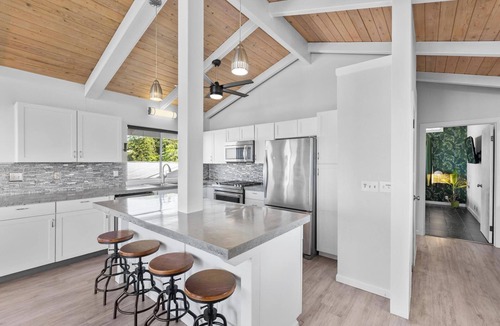 Kalaoa House | Kona Oceanview Retreat: 2 Hot Tubs, Game Room-15 Min To Beach