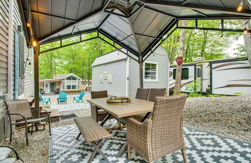 Lochmere Cabin | Lakehouse with Sandy Beach and Boating