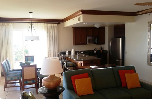 Kaanapali Villa | Large 3 Bedroom Ocean Front Villa on 7th floor, Lahaina Tower