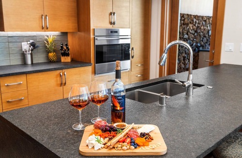 Kamuela Villa | Laule‘a #14 by Gather – Mauna Lani Villa w/Golf & Mountain Views & Private Pool