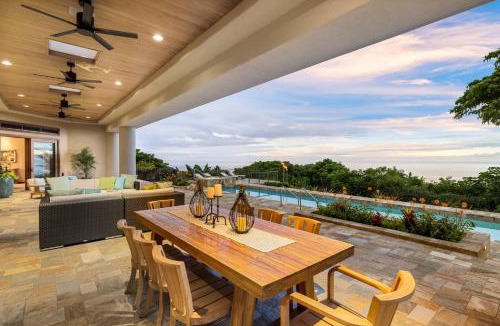 Honalo House | Lokahi Orchards - 5 bedroom mountain retreat in Kona