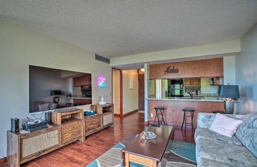 Makaha House | Lush Condo w/Community Pool, 1 Mi to Beach!
