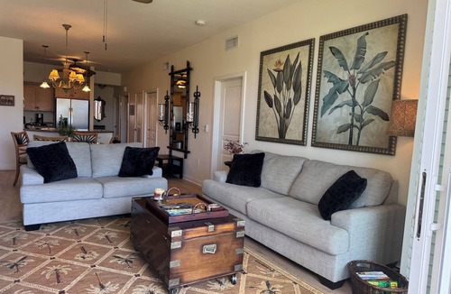 Ko Olina House | Luxurious Ocean View Condo - Steps from the beach! sleeps 6- 3 bedroom- 2 bath