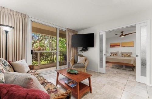 Kihei House | Luxury Condo at Kameole Beach T106