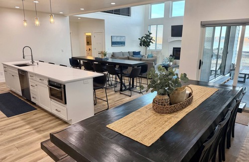 Fish Haven House | Luxury Home at Bear Lake! Sleeps 30! Resort Pools and Hot Tub! Tesla Charging!