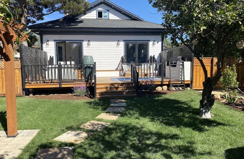 Oak Park House | Magical Downtown Oasis with Deck, Pergola, AC - 3 min to State St ● Pet Friendly