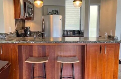 Makaha Apartment | Makaha Valley Oasis 1-Bedroom | By The Ocean