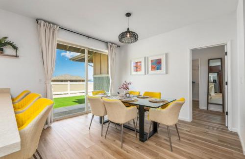 Makaha Valley House | @Marbella Lane - 7BR home w/Mountain+Ocean Views