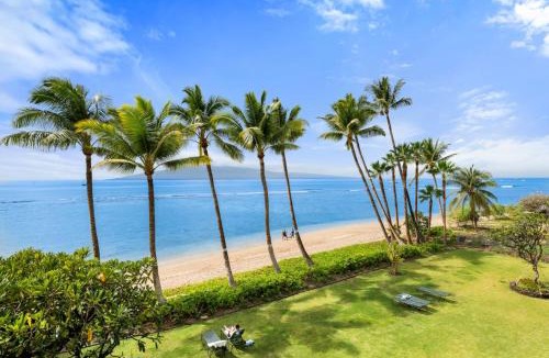 Historic Lahaina Front Street House | Maui Beachfront Haven 433