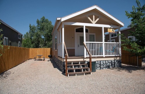 Moab House | Moab Tiny Home Near Arches | Sleeps 6 | Desert Views | La Sal Vista