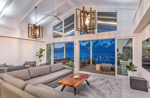 Waialua House | Modern Beachfront Luxury Property 4 Bed 4 Bath On Oahu’s North Shore