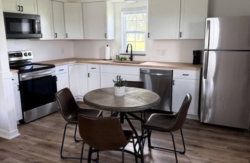 Houston House | Modern Farmhouse Suite with Peaceful Countryside in Arcanum, Ohio