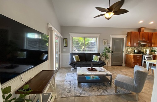 Honaunau-Napoopoo House | New 2 Bedroom Guesthouse with Mountain & Ocean View!