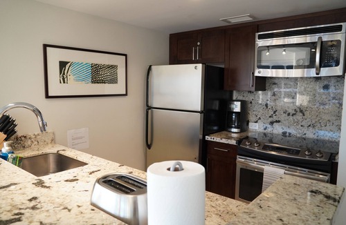 Waikiki Hotel | New Hotel Condo Fantastic Ocean View 1Free Parking