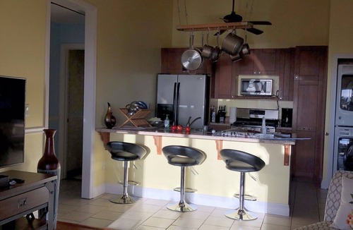 Kona Palisades House | New Listing: Spacious Suite for 4x with panoramic ocean view