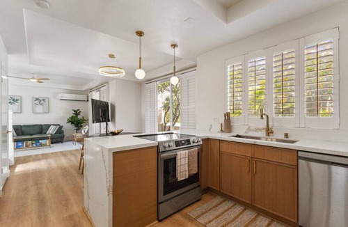 Kapolei House | [New] Modern Ko Olina Near Lagoons+Golf W/D, AC