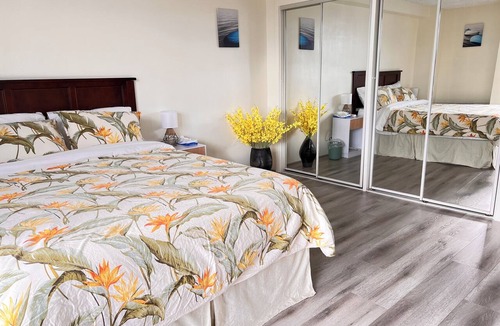 Hilo Apartment | Newly Remodeled ,Central Located , Mountain views, Elevators, Pool , And WiFi .
