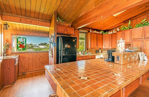 Pupukea House | North Shore Rural Serene Home with Ocean-MT Views