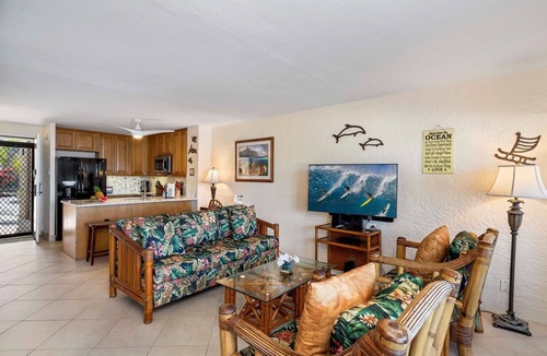 Kailua-Kona Condo | 🏖️Ocean Front | Fantastic Ocean Views | Completely Upgraded