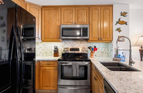 Kailua-Kona Condo | 🏖️Ocean Front | Fantastic Ocean Views | Completely Upgraded