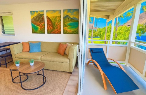 Wailua House | Ocean view AC, pool hot tub coconut marketplace