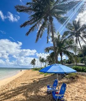Wailua House | Ocean view AC, pool hot tub coconut marketplace