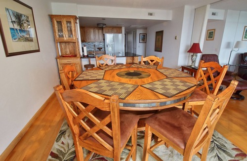 Kahaluu Bay Condo | Ocean View Beach Condo, Top Floor at Magic Sands Beach
